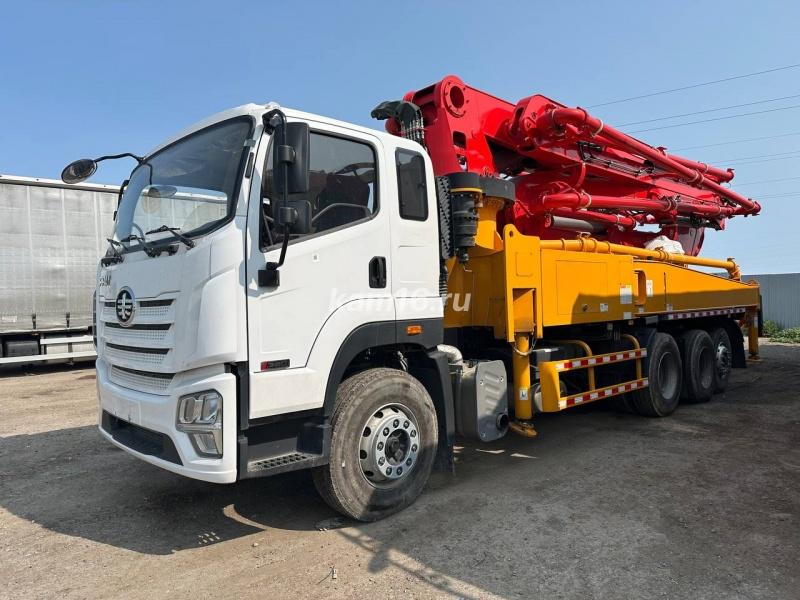 Автобетононасос на Шасси FAW JK6 8х4 c установкой JIUHE JHZ5290THB-38